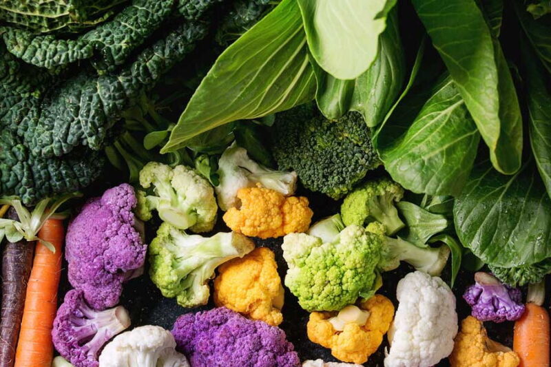 The health advantages of including green peas, broccoli, and carrots in your diet
